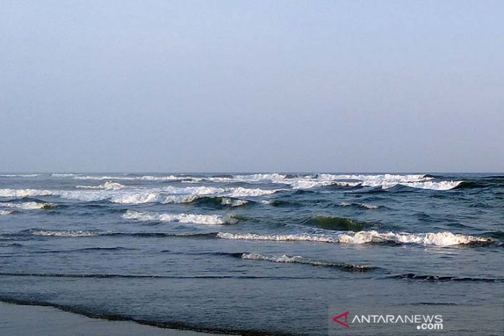 Gelombang tinggi berpotensi di laut Selatan Jabar-Jateng-DIY