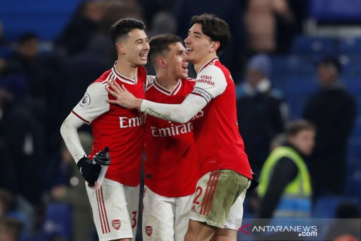 Arsenal imbangi Chelsea 2-2