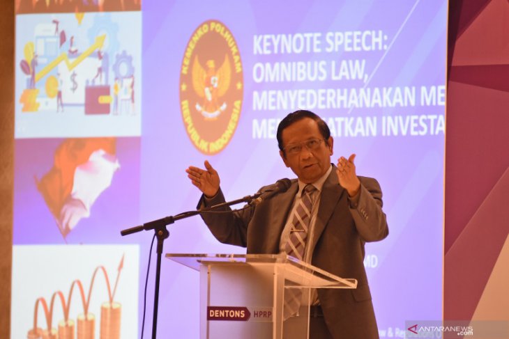 Memaknai RUU Omnibus Law Sektor Tenaga Kerja