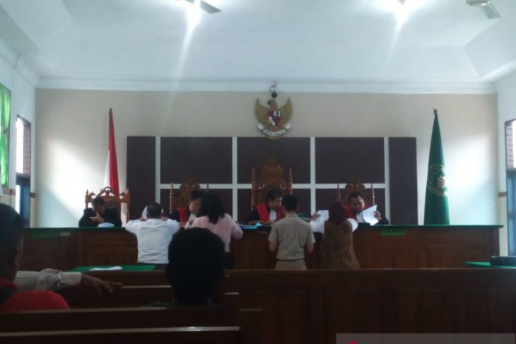 Hakim diganti, pengugat rekonvensi di PN Rantauprapat kecewa