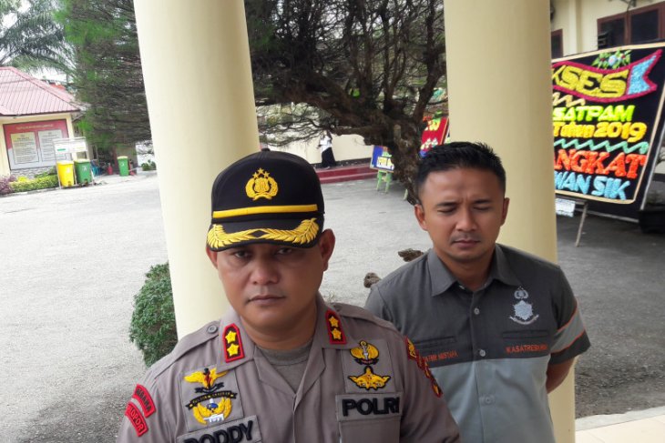 Polisi Langkat terus buru pelaku pembacokan satu keluarga di Stabat