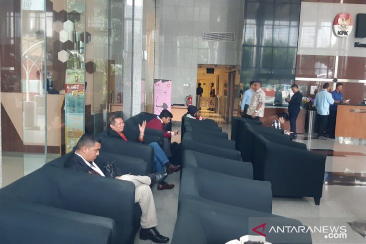 KPK periksa mantan Direktur Utama PT Pelindo II