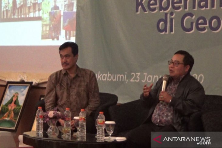 Jamkrindo-Pemkab Sukabumi kampanyekan antisampah plastik di Geopark Ciletuh