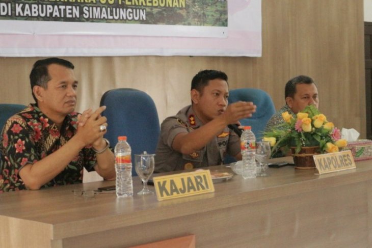 Polisi, jaksa dan manajemen kebun di Simalungun bahas tindak pidana perkebunan