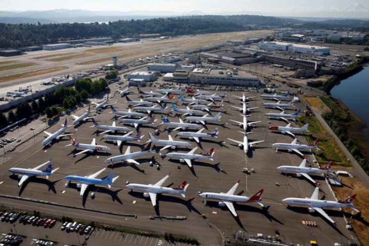 Keraguan pemodal 737 MAX menambah pusing Boeing