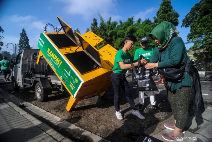 Pemkot Ambon targetkan terbebas dari penggunaan kantong plastik 2021