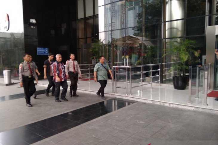 Kasus suap, Ketua KPU Arief Budiman penuhi panggilan KPK