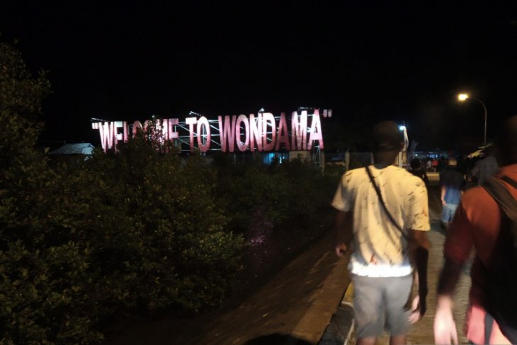Warga Rumberpon Wondama tak sabar menanti dermaga baru