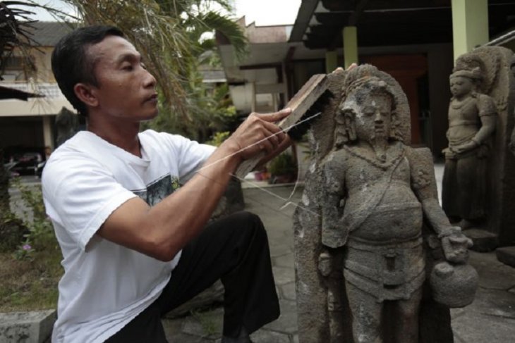 Penemuan Arca di Sleman