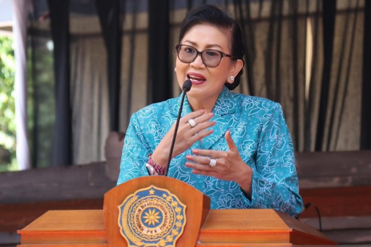 Putri Koster ajak PKK Bali berinovasi kelola sampah