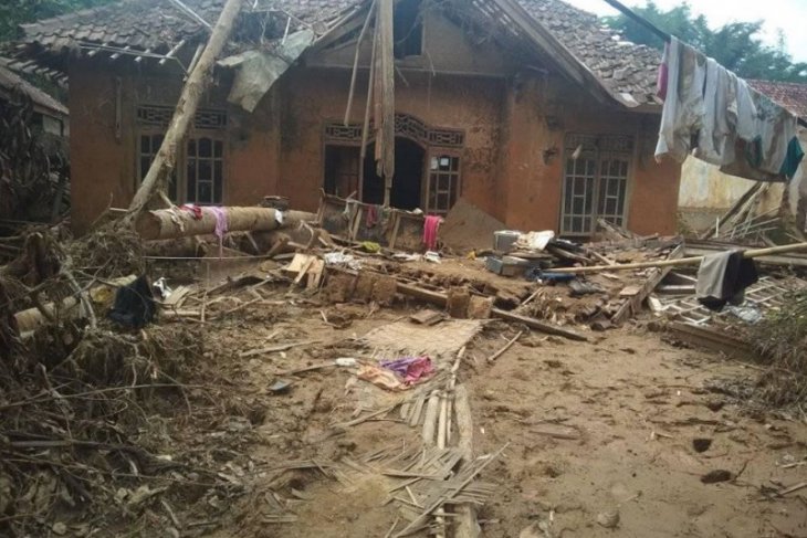 Permukiman Kampung Seupang di Lebak seperti kampung hantu