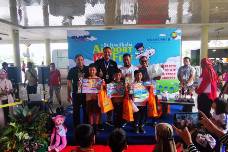 Airport Kids' ramaikan Bandara Sultan Thaha Jambi
