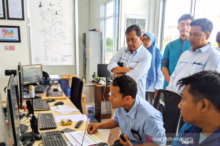 SUTT 150kV Ketapang - Sukadana telah dialiri listrik