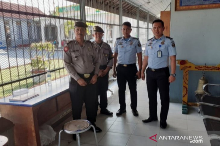 Polres Tanjungbalai patroli Lapas Pulo Simardan