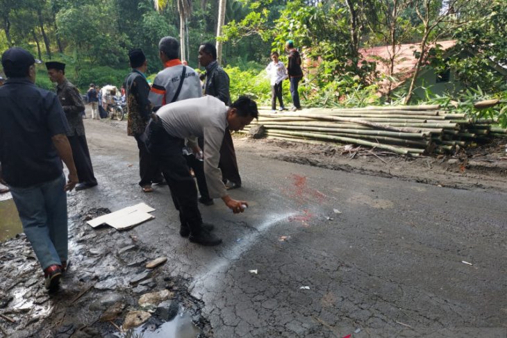 Tragis, Kepala SDN Pringjajar Sukabumi tewas terlindas truk