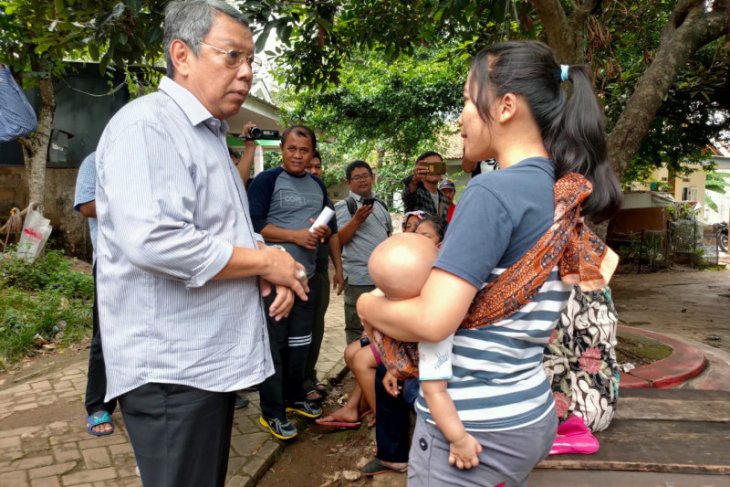 Benyamin Davnie tinjau warga kasus cikungunya