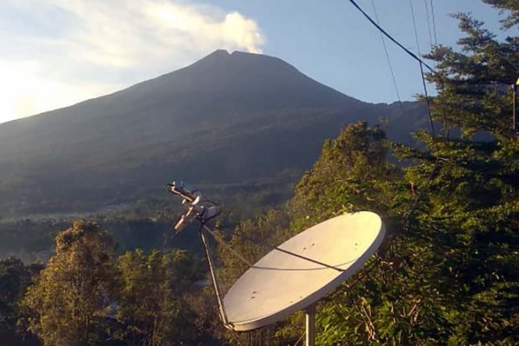 PVMBG: Gunung Slamet berstatus Waspada
