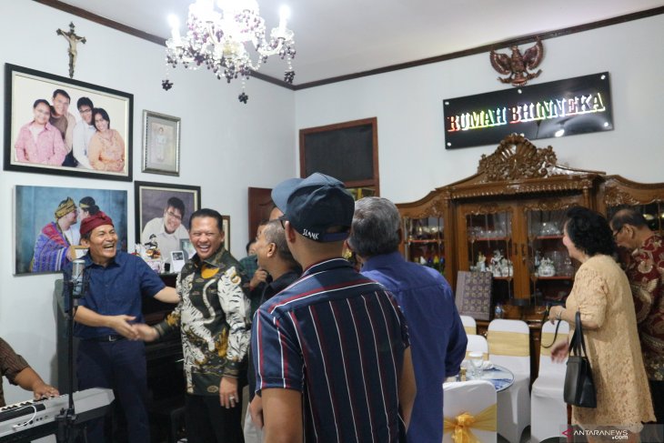 Mantan komisioner KPK Saut gagas Rumah Bhinneka