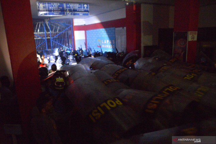 Kerusuhan di Lapas Manado