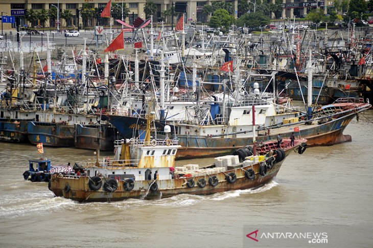 Long Xing's 14 Indonesian crew flown home from South Korea