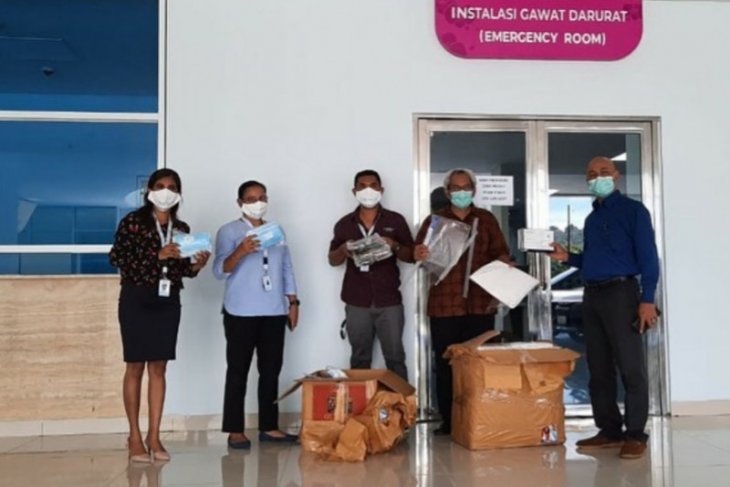 CCI salurkan bantuan APD bagi tenaga medis di Kota Ambon