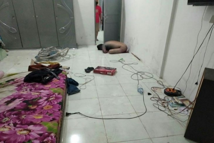 Ditemukan mayat sudah membusuk di dalam rumah Tanjung Pura Langkat
