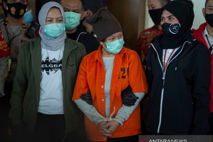 Tiba di Jakarta, Maria Pauline Lumowa diserahkan ke Bareskrim Polri