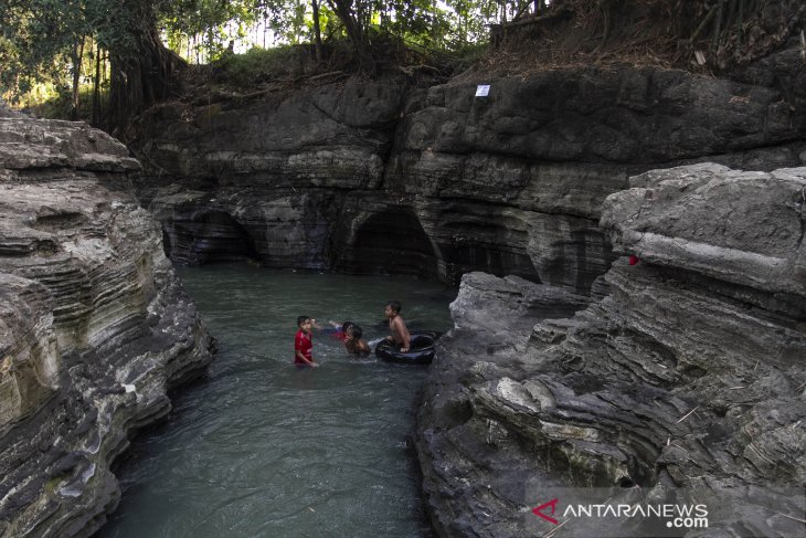 Indahnya wisata alam Batu Kapal di Yogyakarta - inaport.net