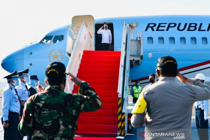 President Joko Widodo inaugurates first toll road in Aceh