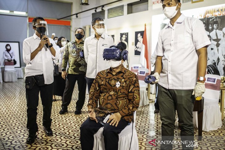 Pembukaan pameran foto Indonesia Bergerak