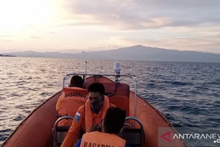 SAR Namlea cari dua orang tenggelam di Perairan Pulau Kelang