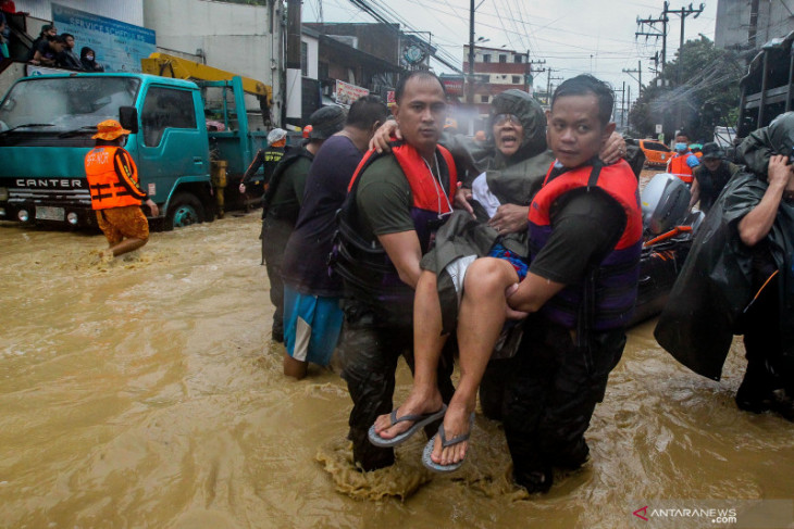 Banjir akibat Topan Vamco di Manila
