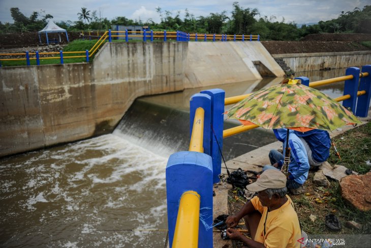 Proyek pengendali banjir Sungai Cisangkuy