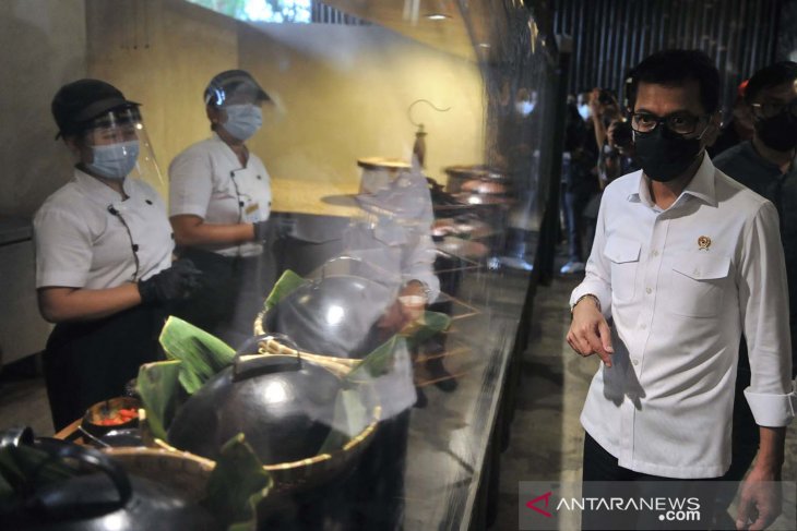 Penerapan protokol CHSE restoran di Bali