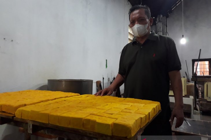 Perajin tahu di Kediri kurangi produksi imbas kenaikan harga kedelai