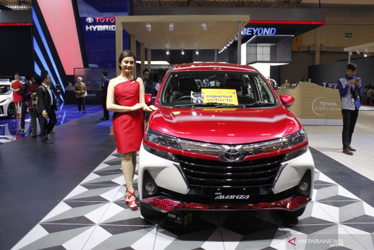 20 mobil terlaris Indonesia, Honda Brio dan Suzuki Carry teratas 2