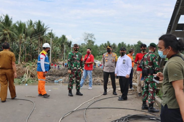 Gubernur: Bantuan Mensos disalurkan ke korban banjir di Halmahera Utara