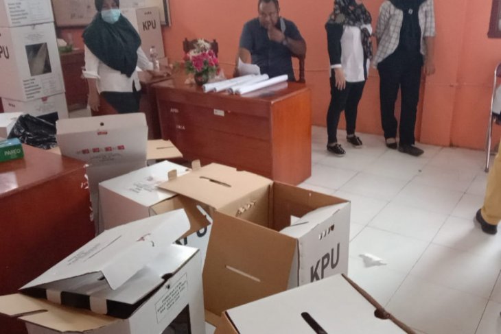 KPU Kabupaten Kepulaun Sula buka 23 kotak suara