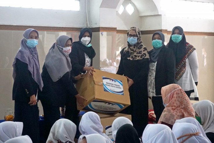 PKK Kota Kediri sosialisasikan pentingnya kesehatan reproduksi