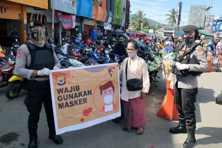 Polda Maluku sosialisasi protokol kesehatan di tempat umum