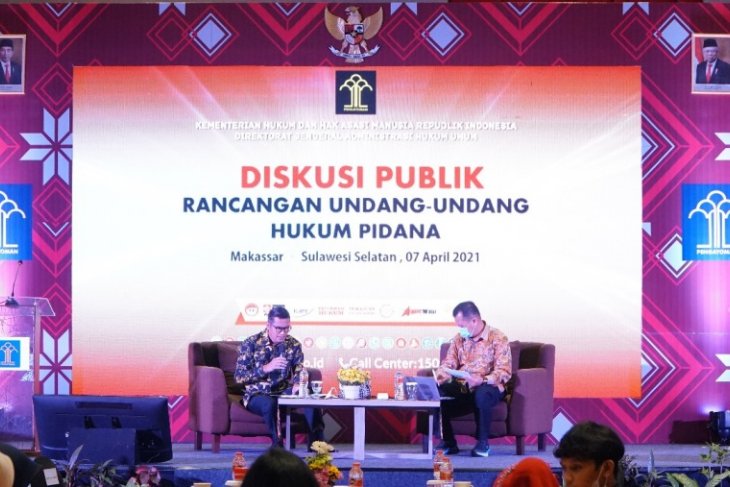 Kemenkumham gelar diskusi publik terkait RUU KUHP di Makassar