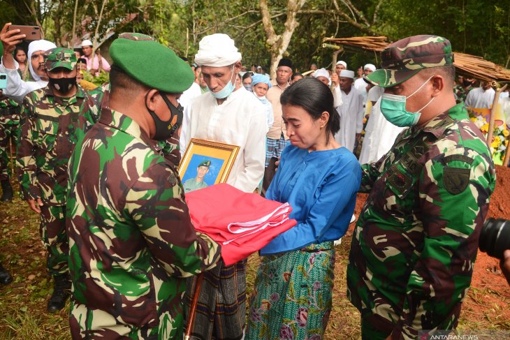 Danrem 151/Binaya pimpin pemakaman anggota TNI yang meninggal di Papua
