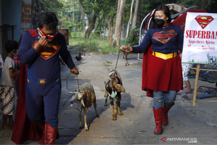 Superhero kirim hewan kurban