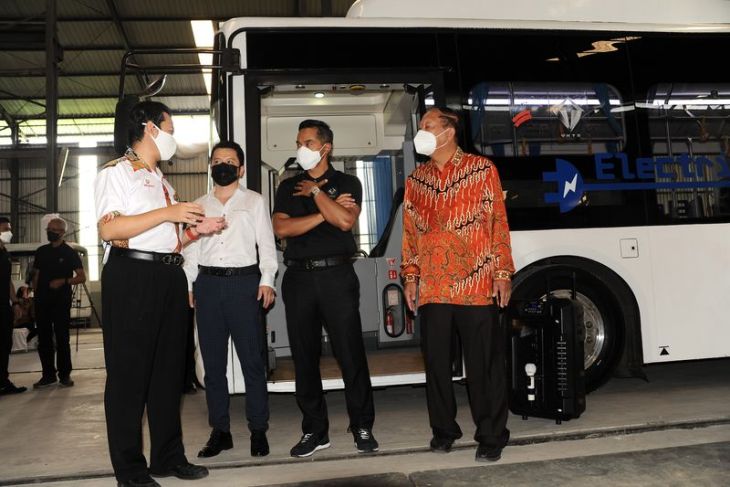 Kerja sama strategis menuju industrialisasi bus listrik