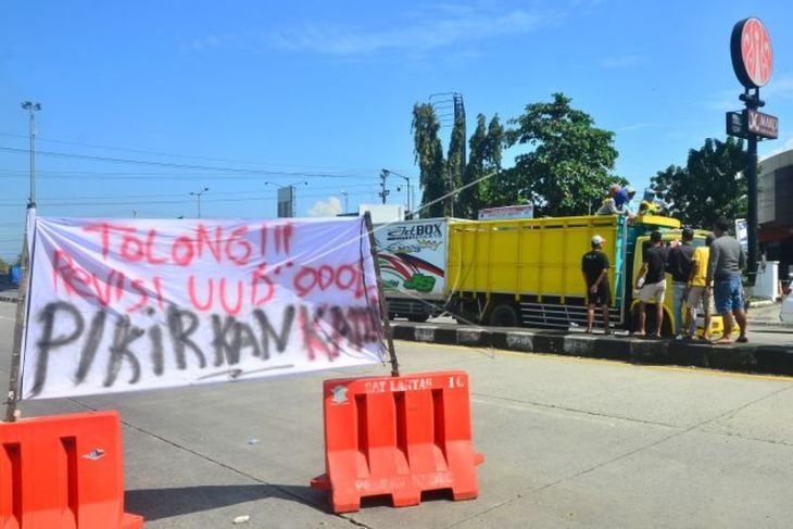 Rencana mogok kerja sopir truk