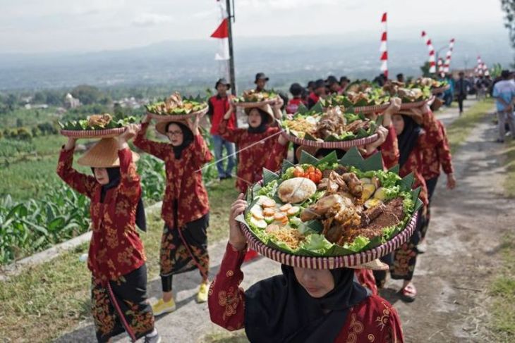 Tradisi Wiwit Tembakau