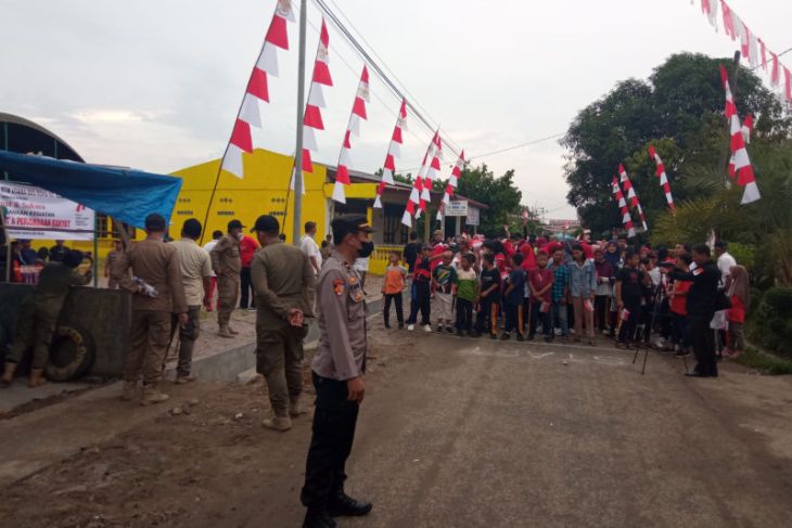 Pj. Wali Kota ikuti gerak jalan bersama warga Kecamatan Rambutan