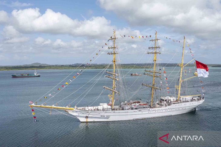 KRI Bima Suci bersandar di Tual