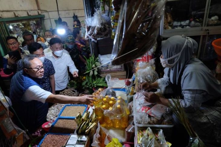 Mendag sidak harga bahan pokok di pasar