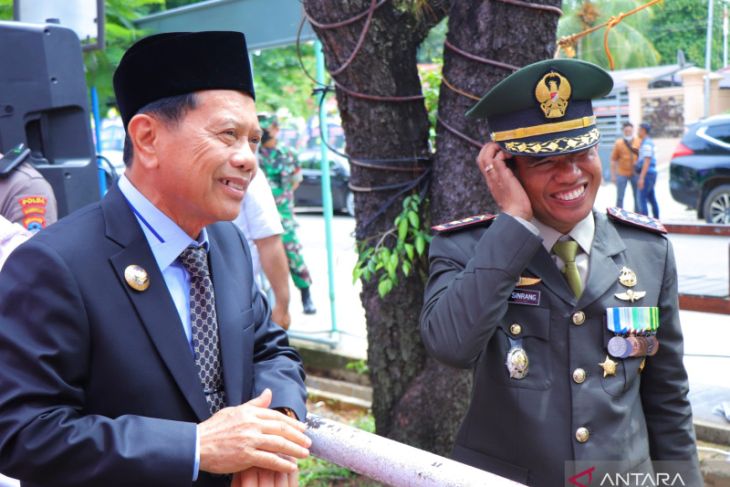 HUT ke-77 TNI Bupati Tapin ingin pererat sinergi dengan Kodim